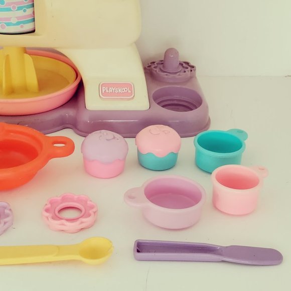 Vintage 1994 Playskool Pretend Kitchen Mixer Toy with Accessories - Picture 6 of 11